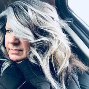 Meet your Posher, Ellen